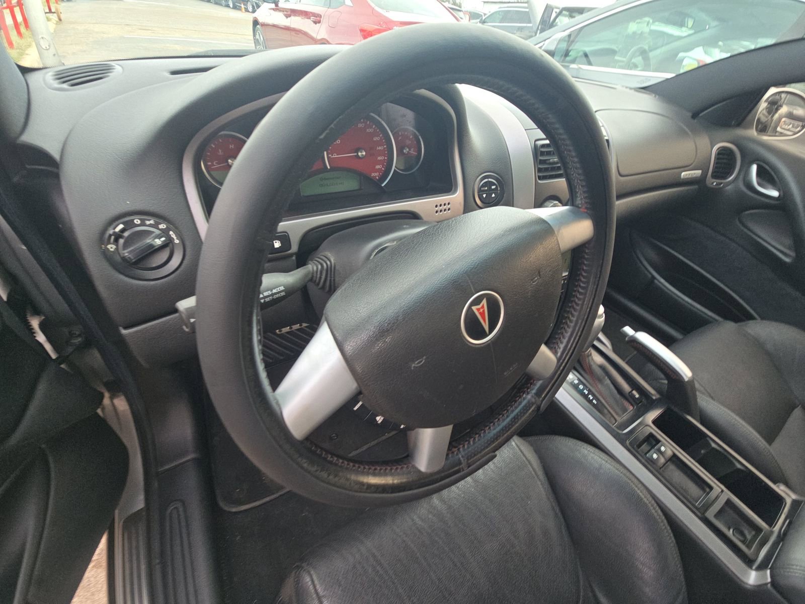 Used 2005 Pontiac GTO image 16