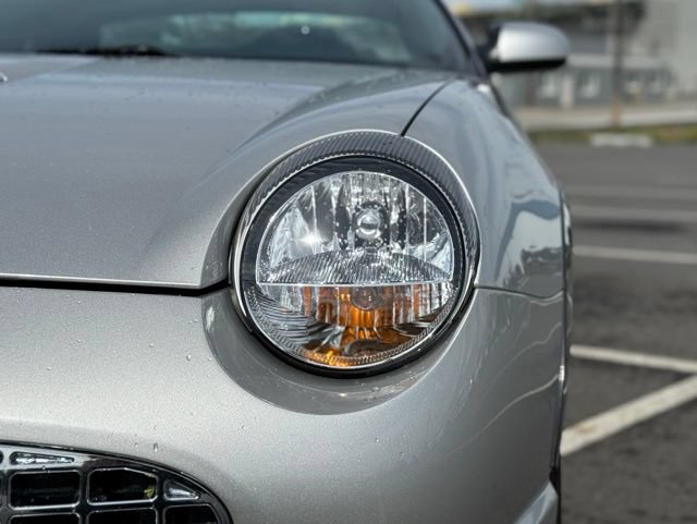 Used 2005 Ford Thunderbird RWD image 7