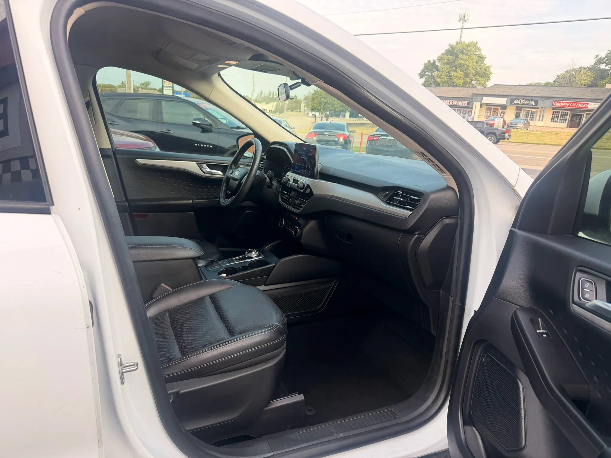 Used 2020 Ford Escape SEL AWD/4WD image 27