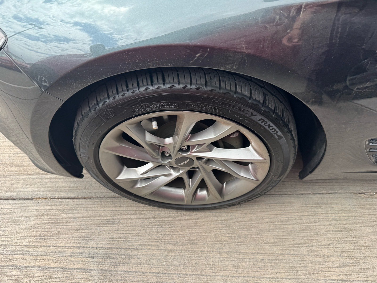 Used 2022 Genesis G70 2.0T AWD/4WD image 8