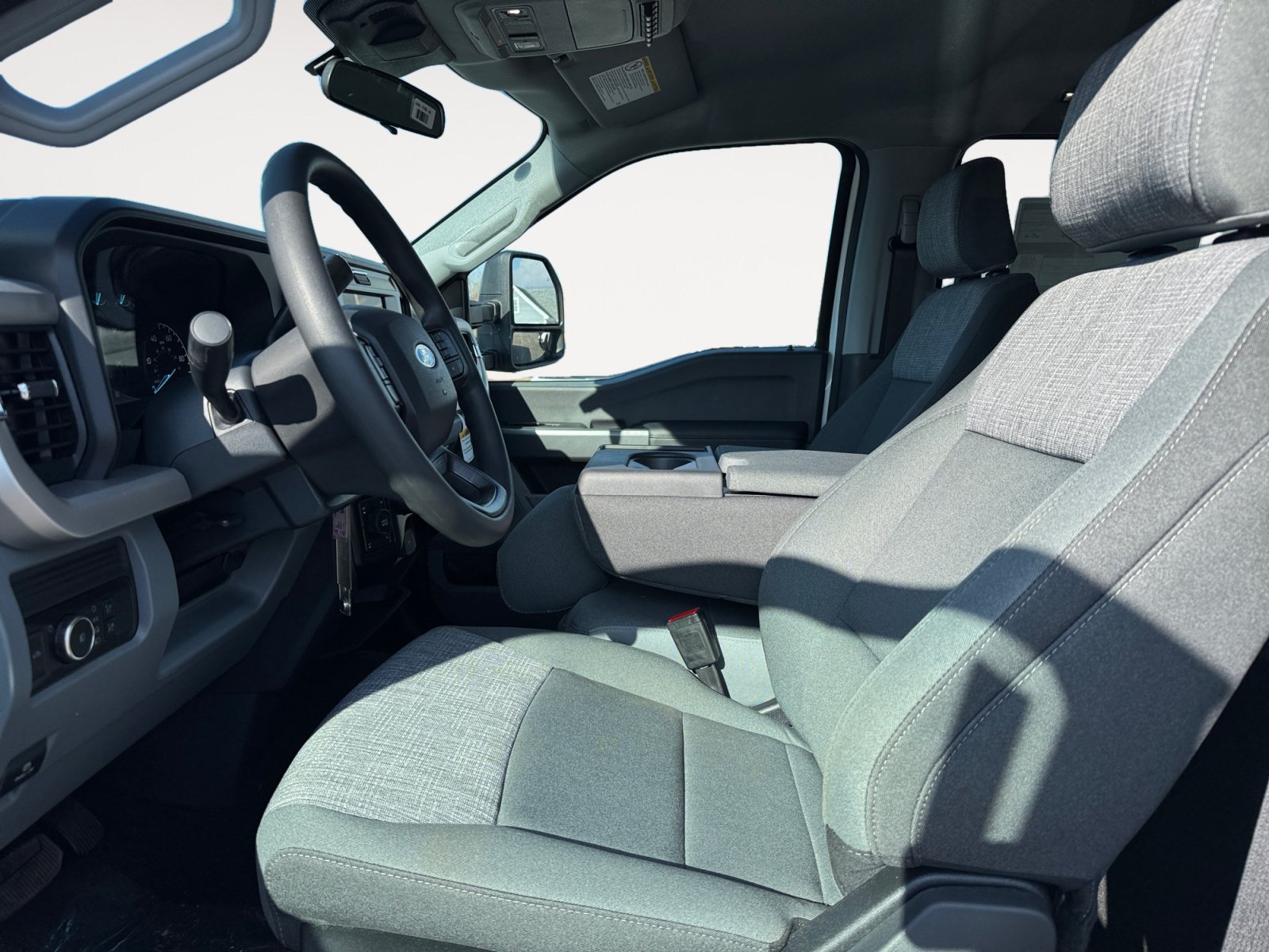 New 2026 Ford F250 XLT w/ FX4 Off-Road Package AWD/4WD image 12