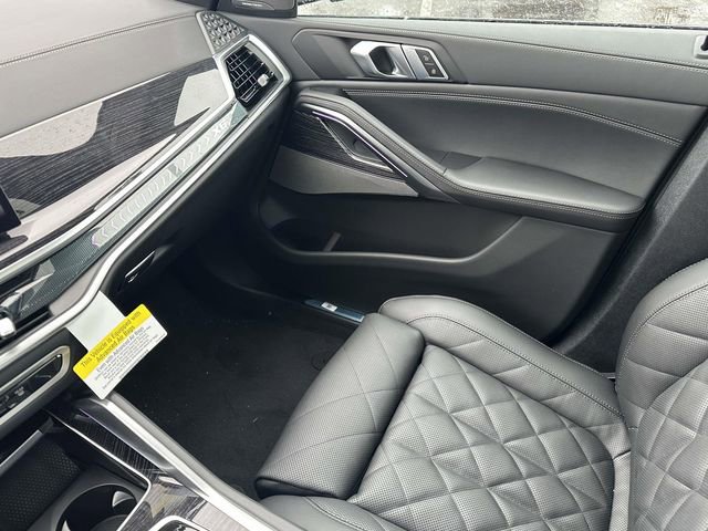 New 2026 BMW X6 xDrive40i w/ Climate Comfort Package image 18
