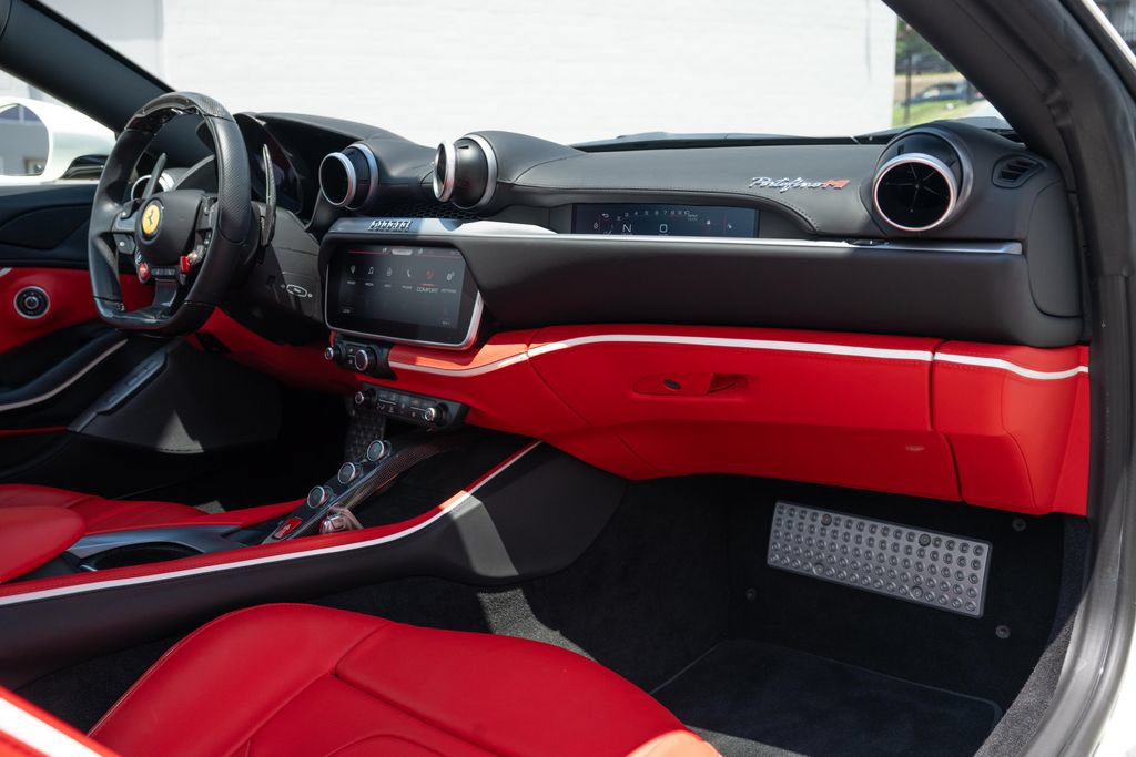 Used 2023 Ferrari Portofino M RWD image 56