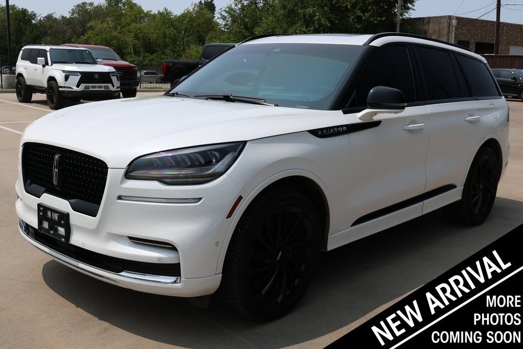 Used 2023 Lincoln Aviator Reserve w/ Equipment Group 201A AWD/4WD image 1