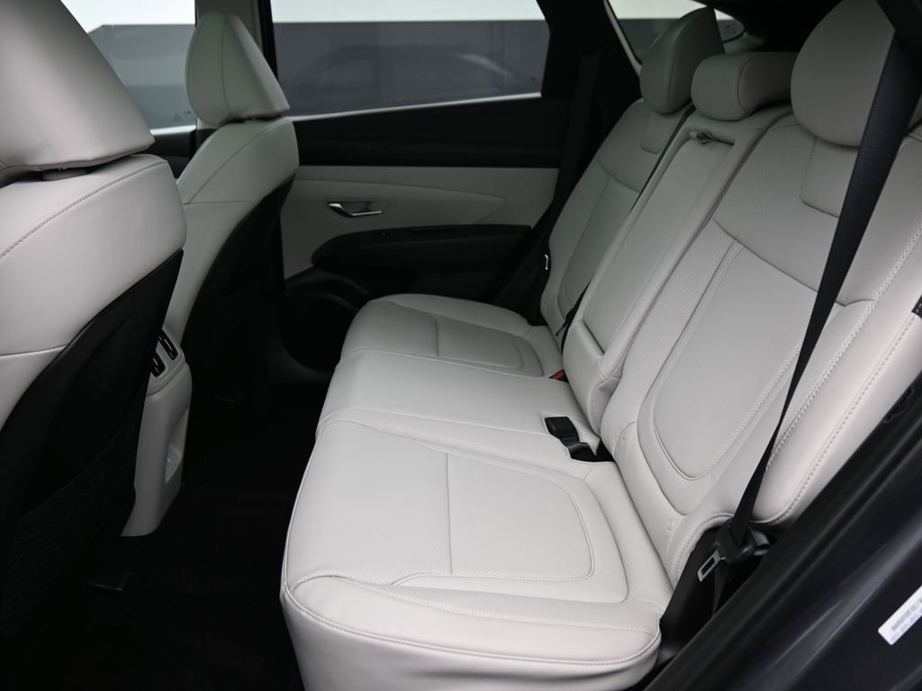 Certified 2025 Hyundai Tucson SEL image 10