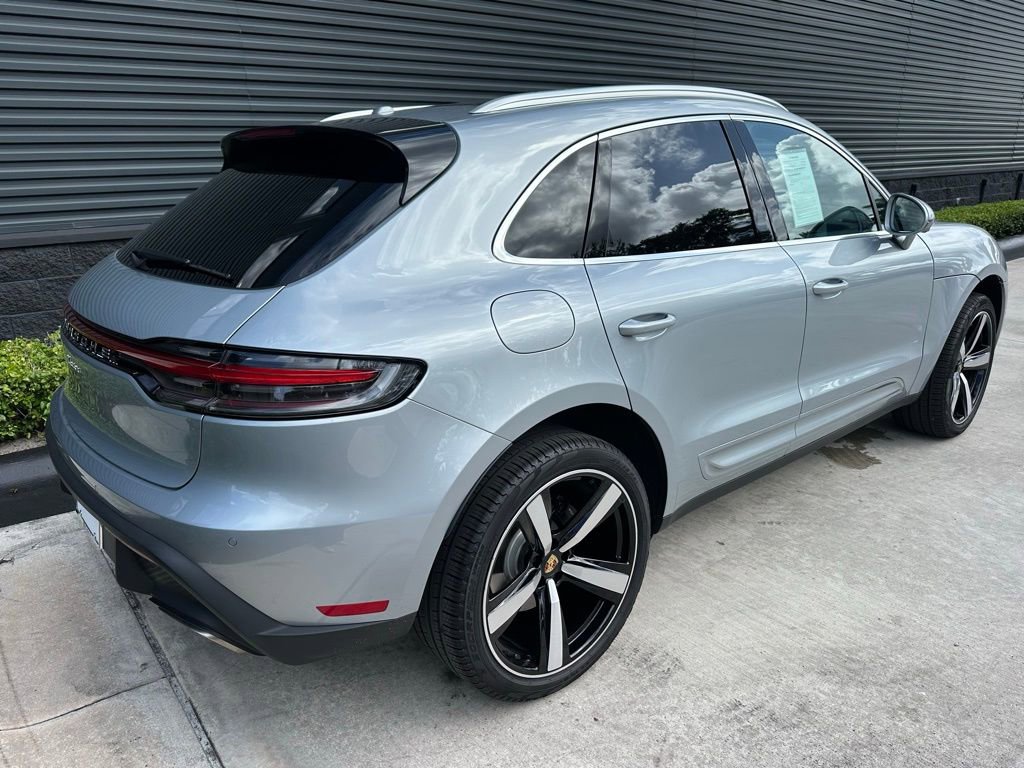 Certified 2026 Porsche Macan Turbo AWD/4WD image 9