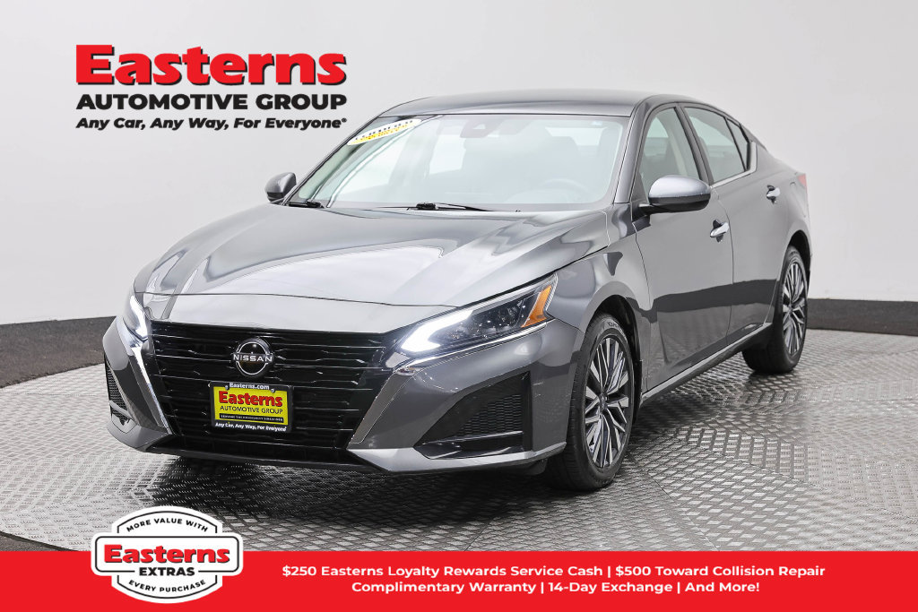 Used 2023 Nissan Altima 2.5 SV AWD/4WD image 1