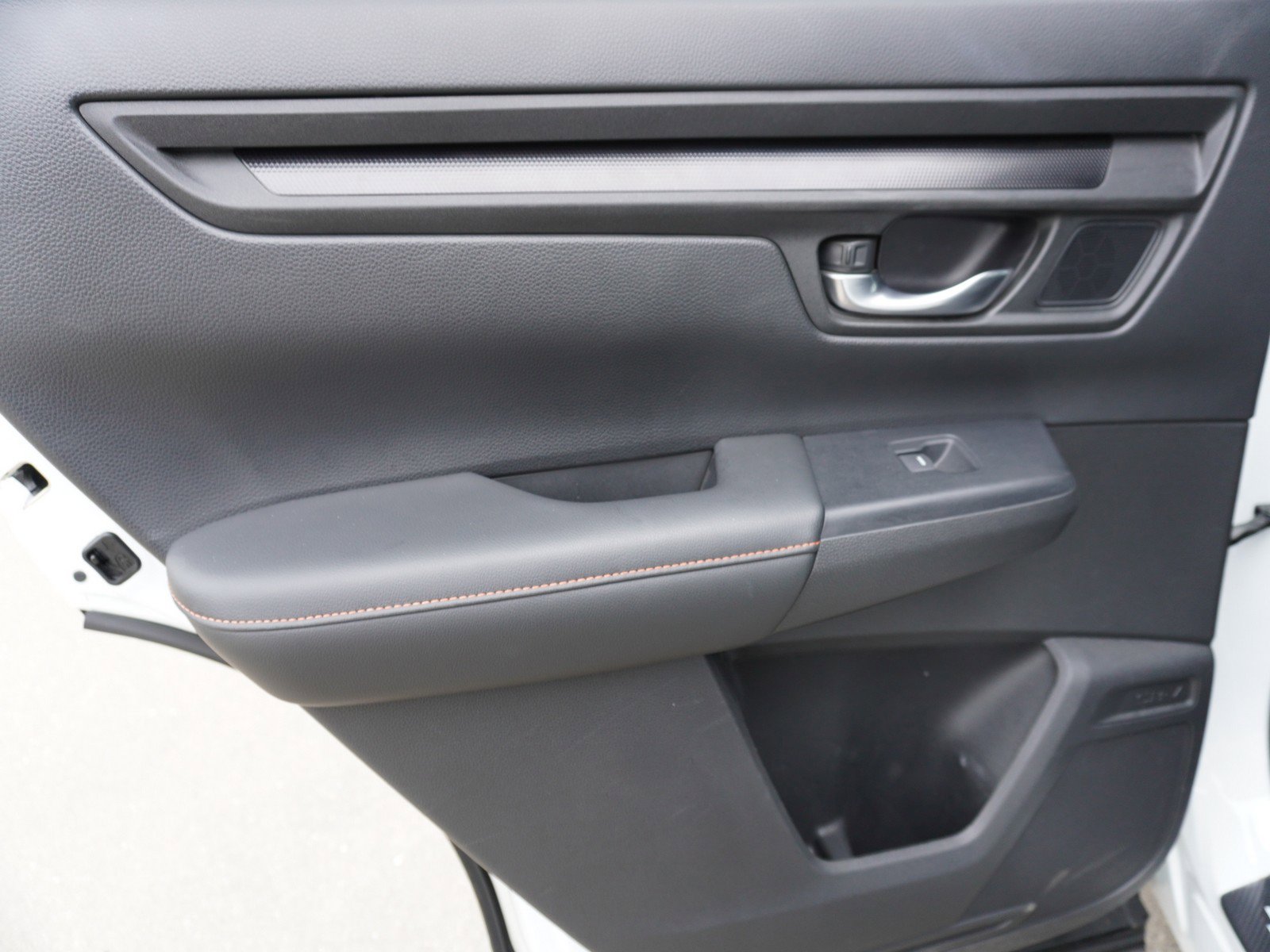 Used 2025 Honda CR-V Sport-L image 13