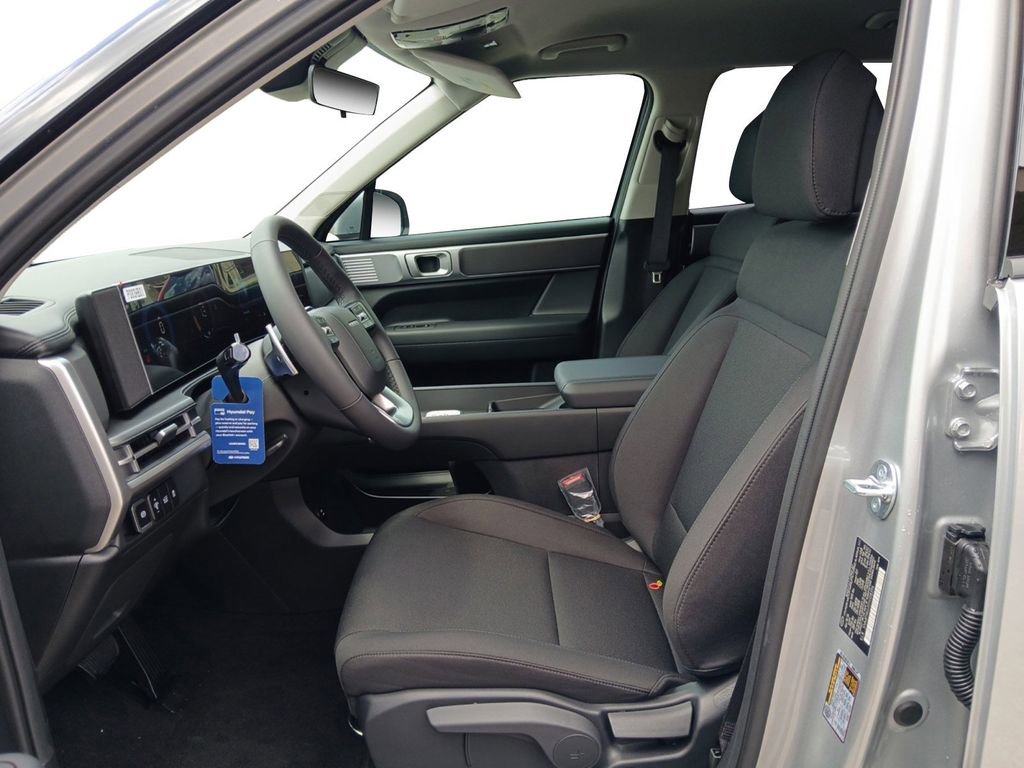 New 2026 Hyundai Santa Fe SE FWD image 9