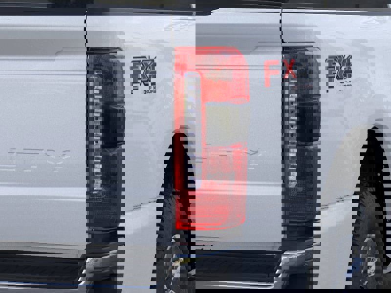 New 2026 Ford F350 4x4 Crew Cab Super Duty image 43