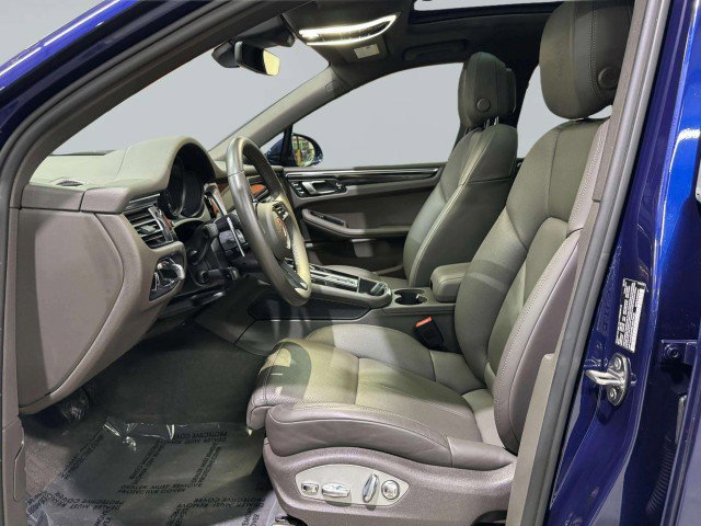 Used 2024 Porsche Macan image 28