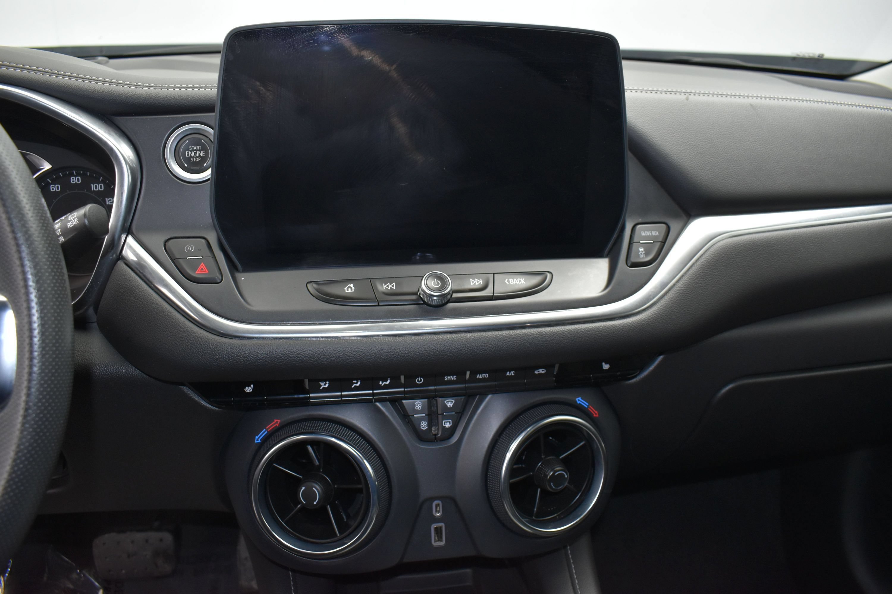 Used 2023 Chevrolet Blazer LT w/ Convenience Package FWD image 13