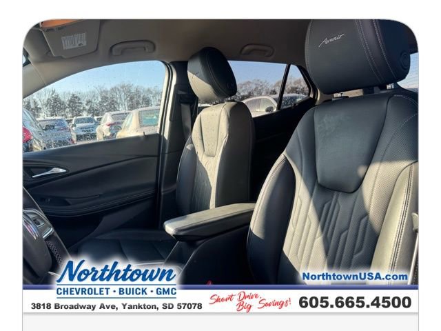 Used 2025 Buick Encore GX Avenir w/ Avenir Technology Package image 34