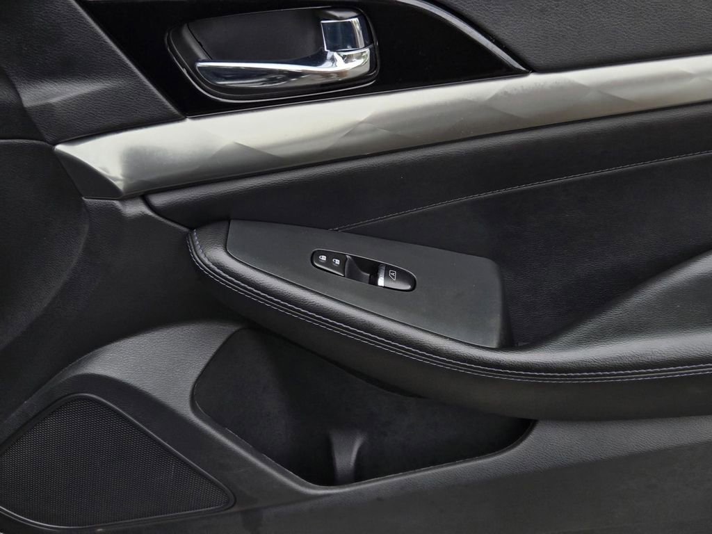 Certified 2020 Nissan Maxima 3.5 S w/ Floor Mat Group image 8