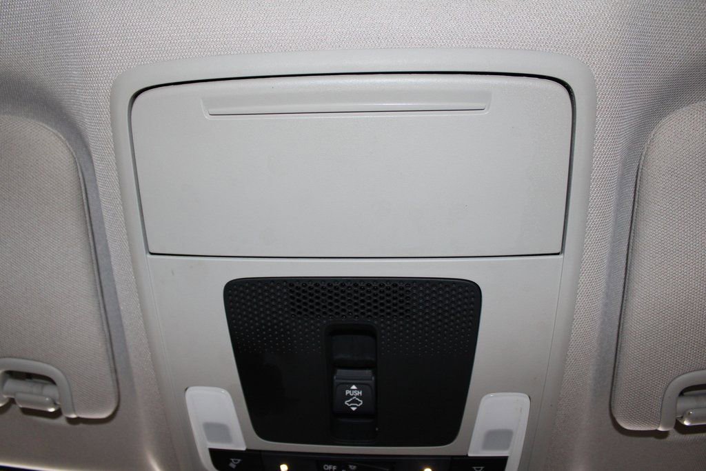 Used 2022 Honda Civic Touring image 38