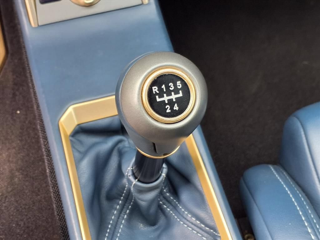 Used 1990 Porsche 911 Carrera RWD image 16
