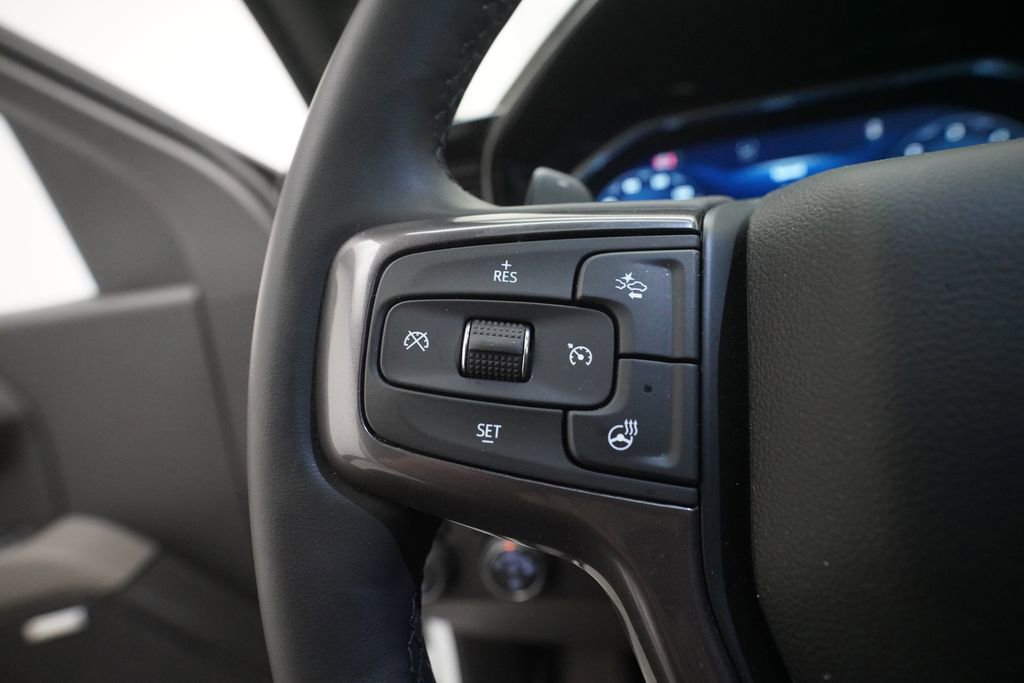 Used 2025 Chevrolet Silverado 1500 ZR2 w/ Technology Package AWD/4WD image 17