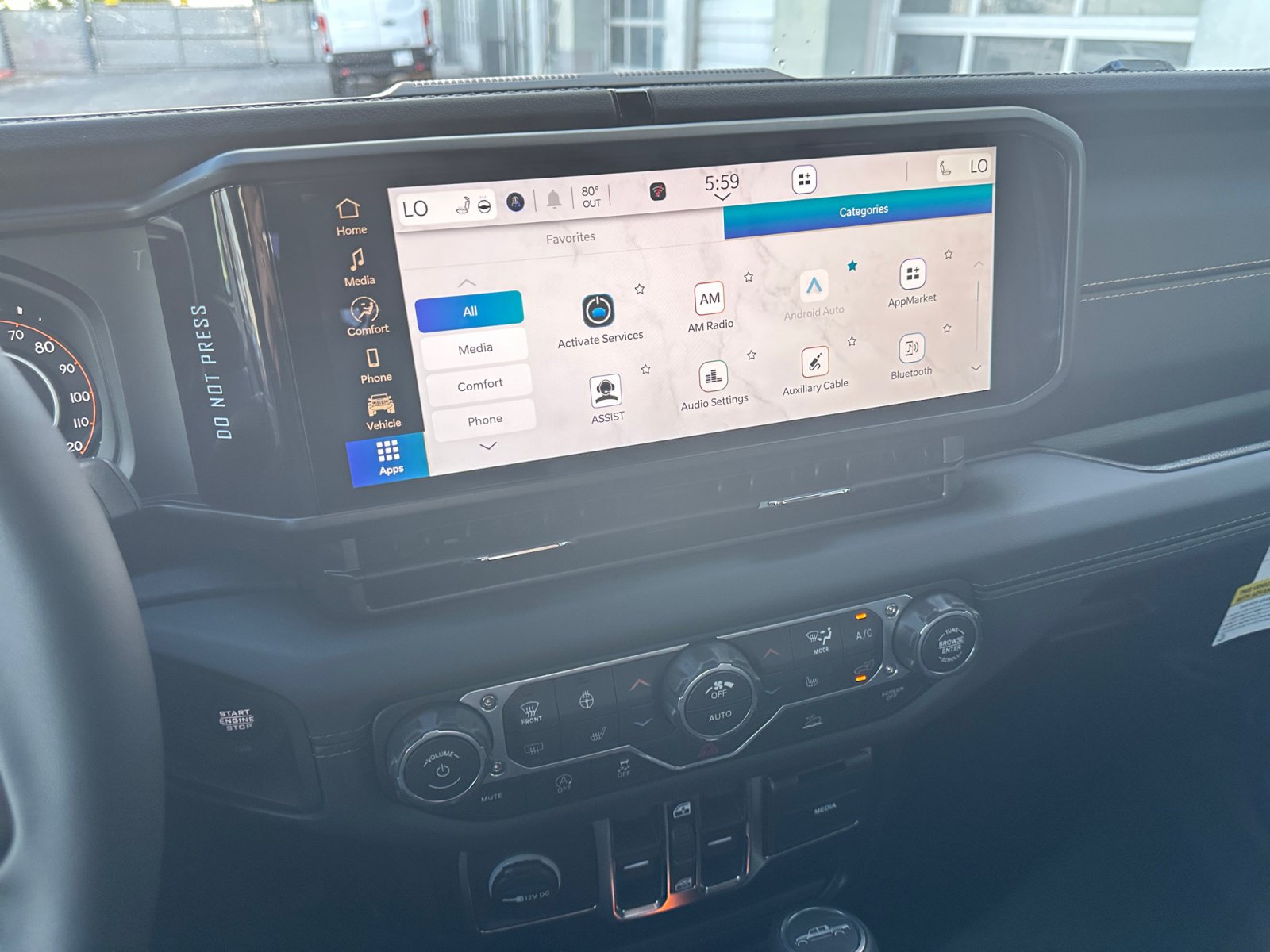 New 2026 Jeep Gladiator Sport AWD/4WD image 17