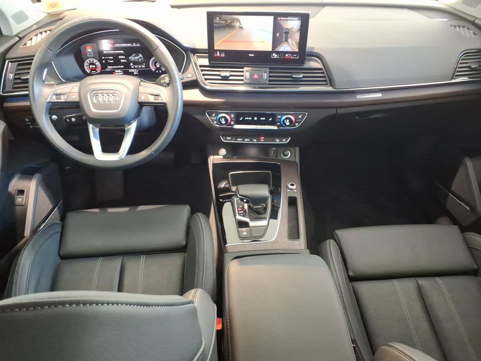 Used 2023 Audi Q5 2.0T Prestige w/ Prestige Package AWD/4WD image 17