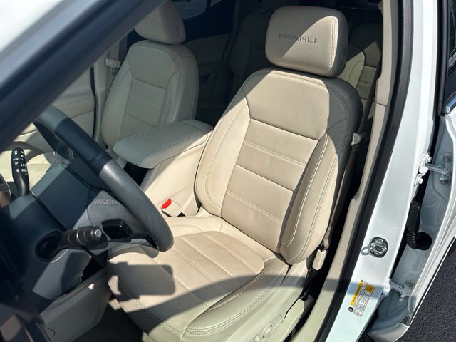 Used 2023 GMC Acadia Denali AWD/4WD image 11