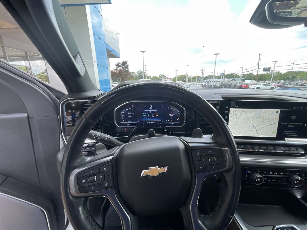 Certified 2024 Chevrolet Silverado 1500 High Country w/ High Country Premium Package AWD/4WD image 10