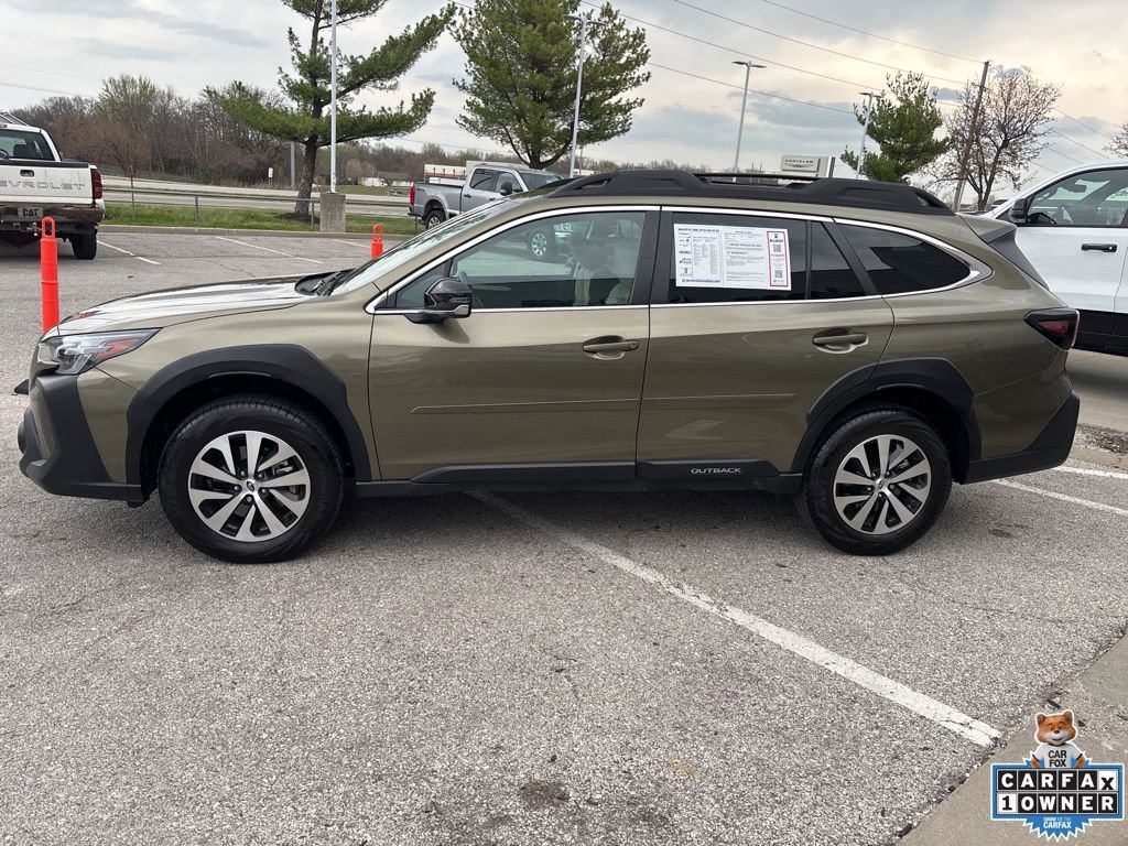 Used 2024 Subaru Outback Premium image 17