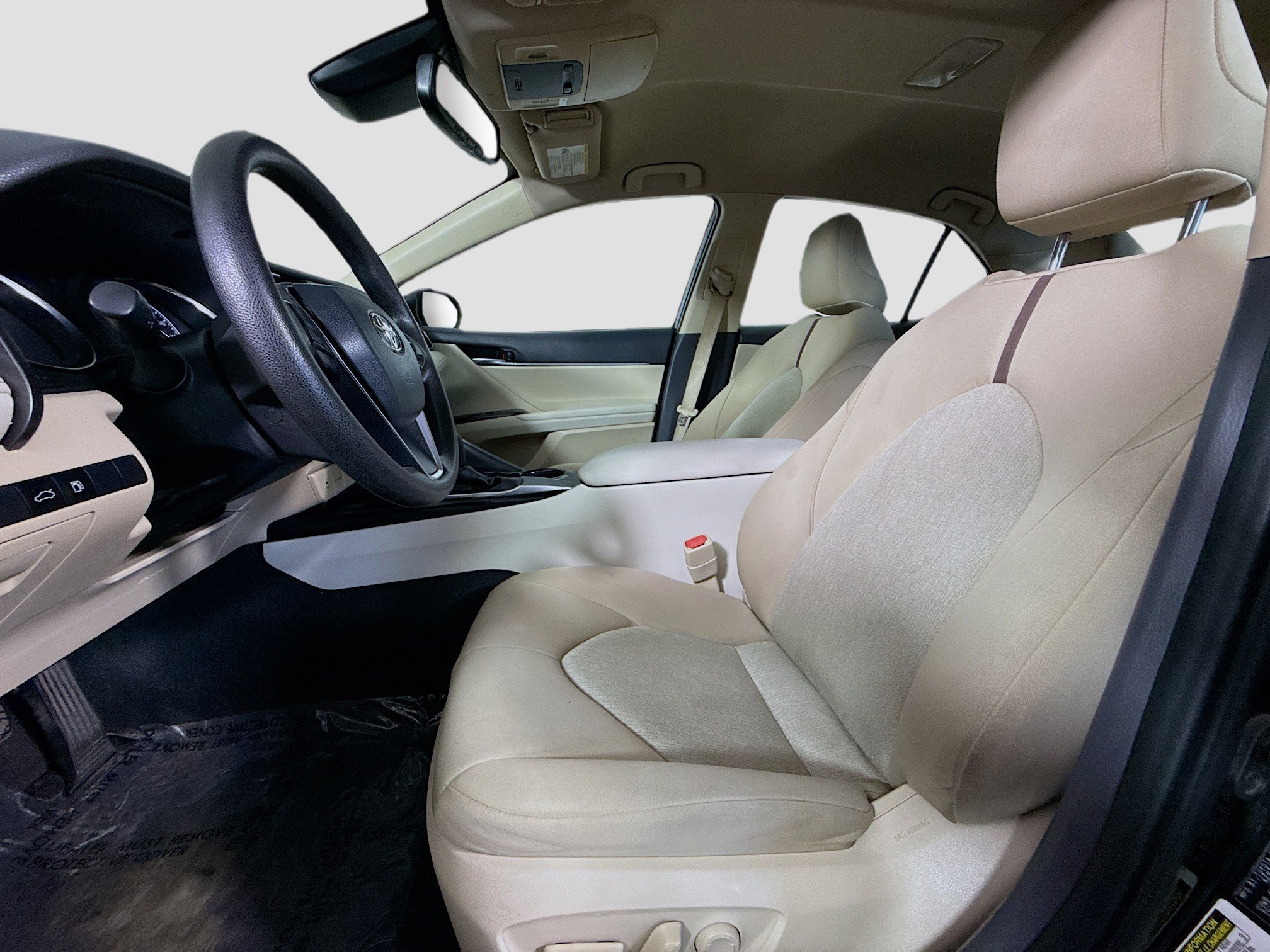 Used 2018 Toyota Camry LE w/ Convenience Package FWD image 22
