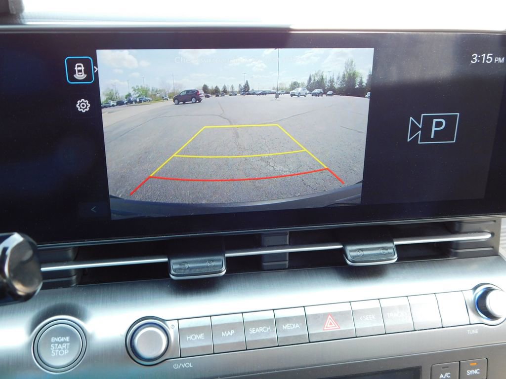 Used 2025 Hyundai Kona SEL FWD image 34