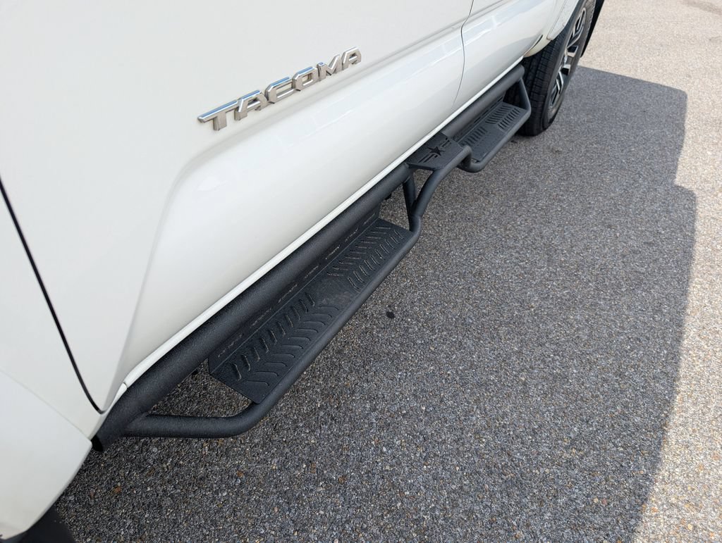 Used 2021 Toyota Tacoma TRD Sport RWD image 9