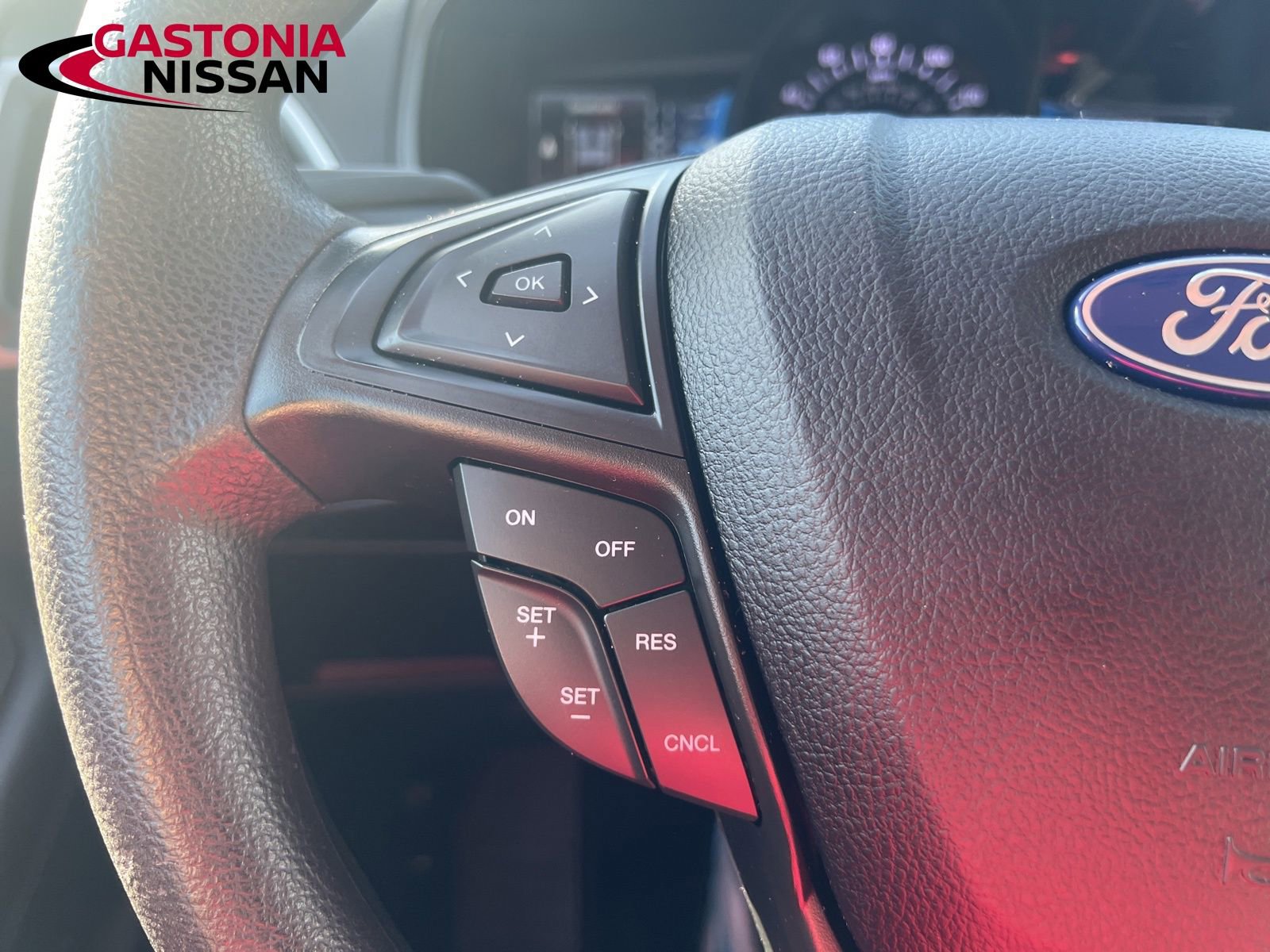 Used 2022 Ford Edge SE image 46