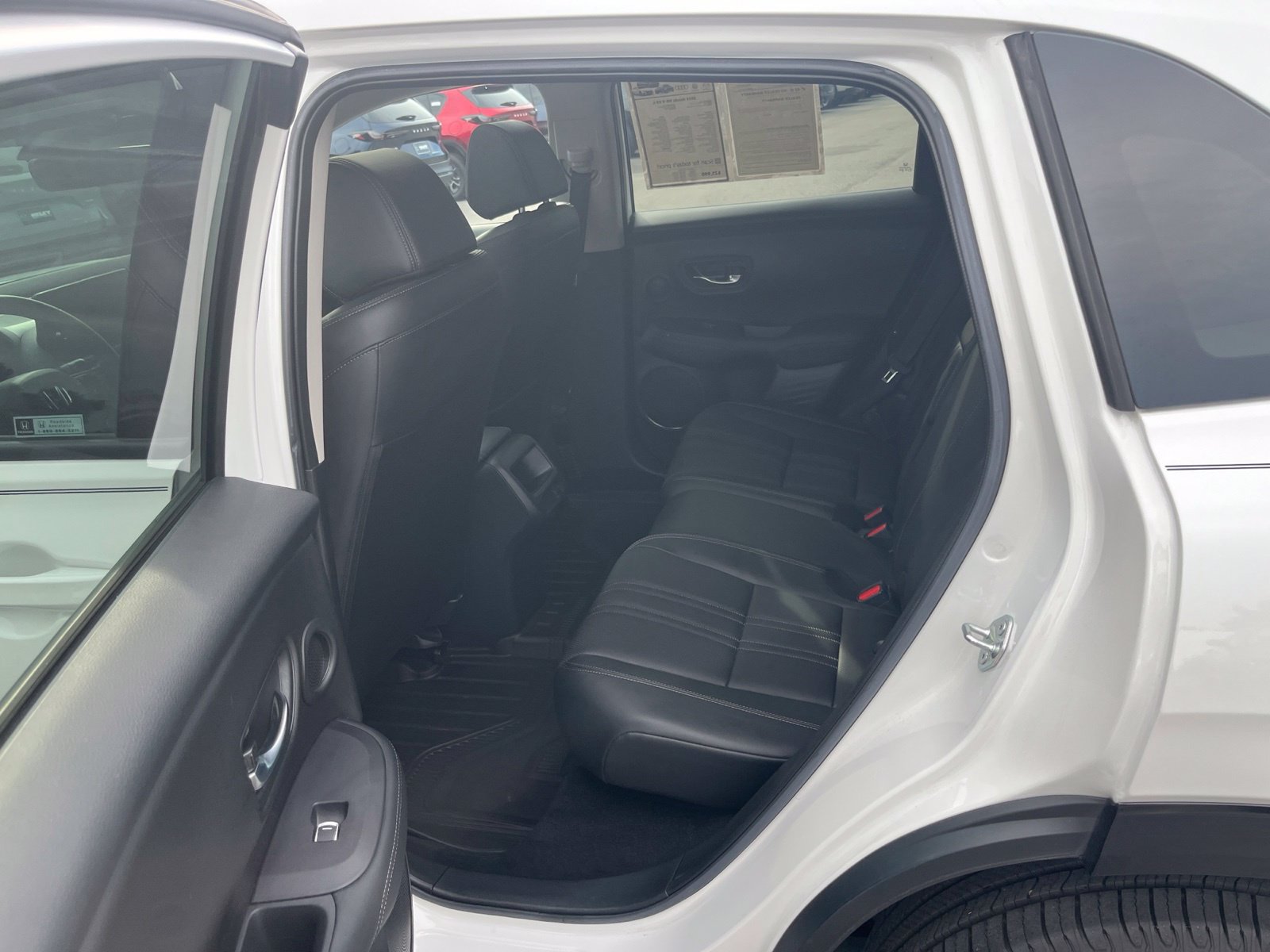 Used 2024 Honda HR-V EX-L image 28