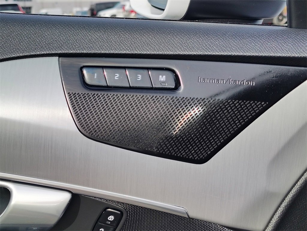 Certified 2023 Volvo XC90 B5 Core w/ Protection Package Premier image 9