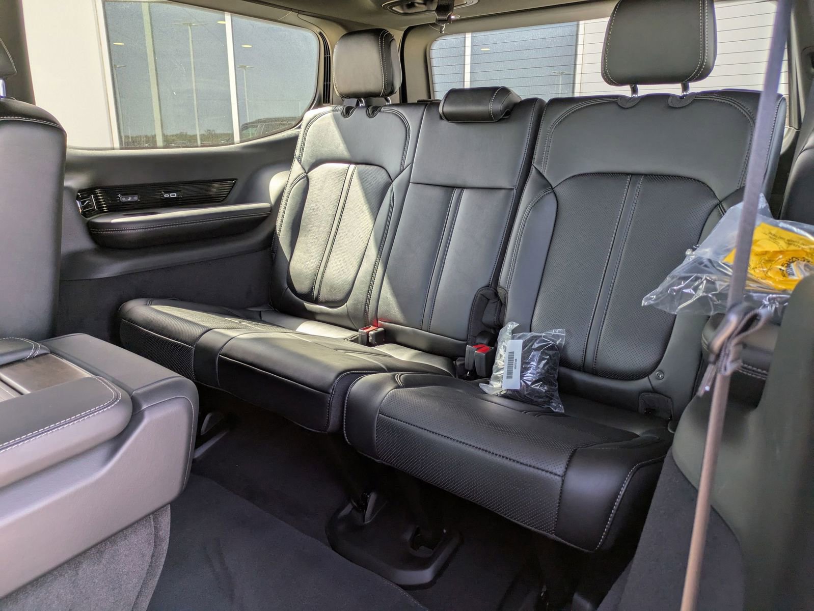 New 2024 Jeep Grand Wagoneer Series I image 14