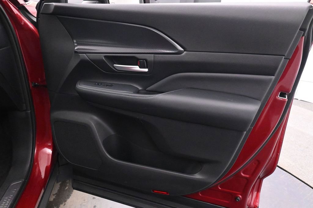 Used 2024 Toyota Grand Highlander AWD Hybrid image 28