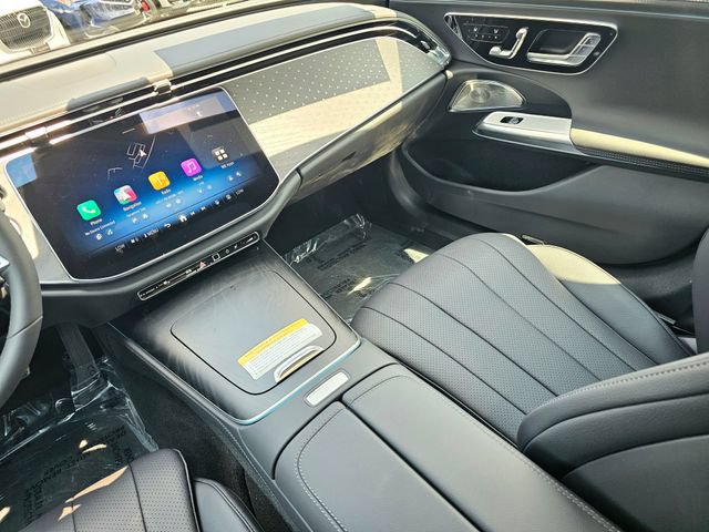 New 2026 Mercedes-Benz E 350 4MATIC Sedan image 31