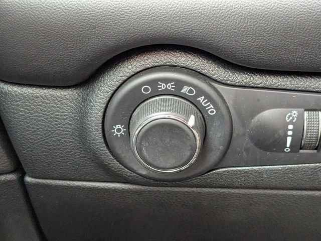 Used 2024 Dodge Durango GT image 28