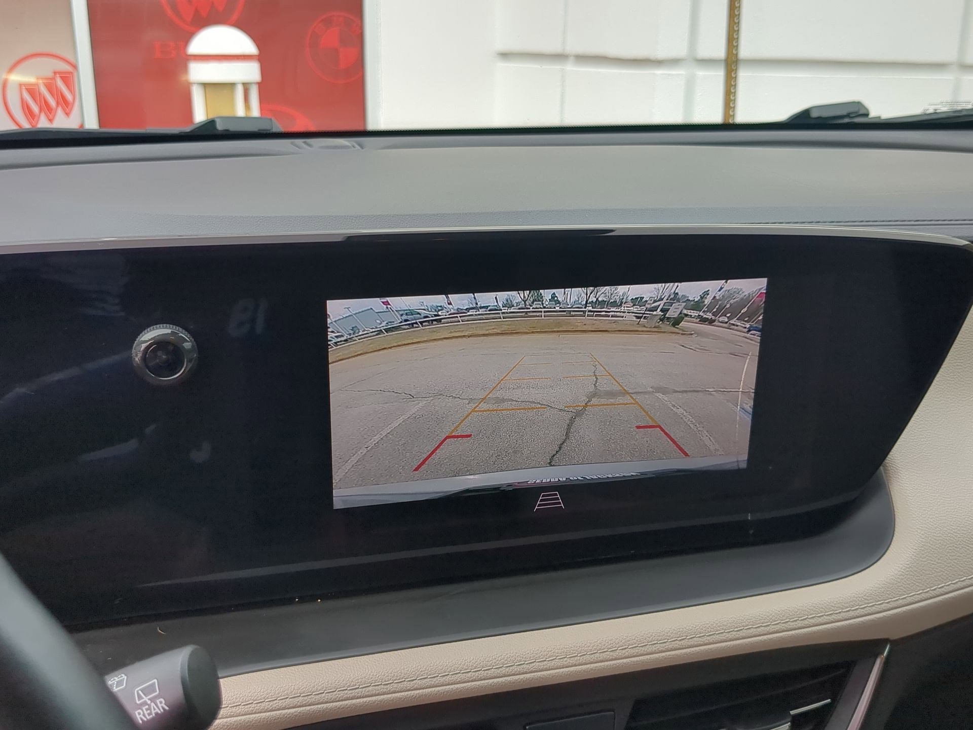 Used 2024 Buick Encore GX Avenir w/ Avenir Convenience Package image 18