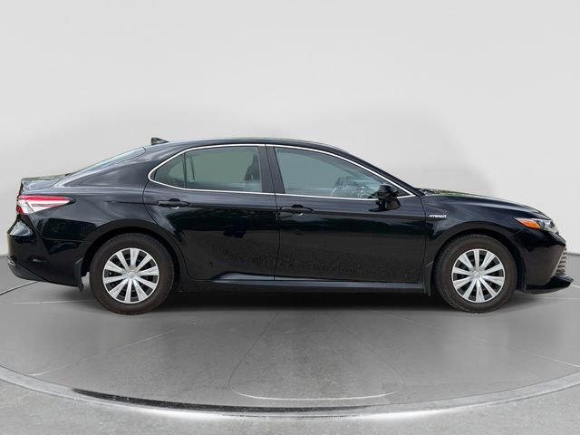 Used 2020 Toyota Camry LE FWD image 2