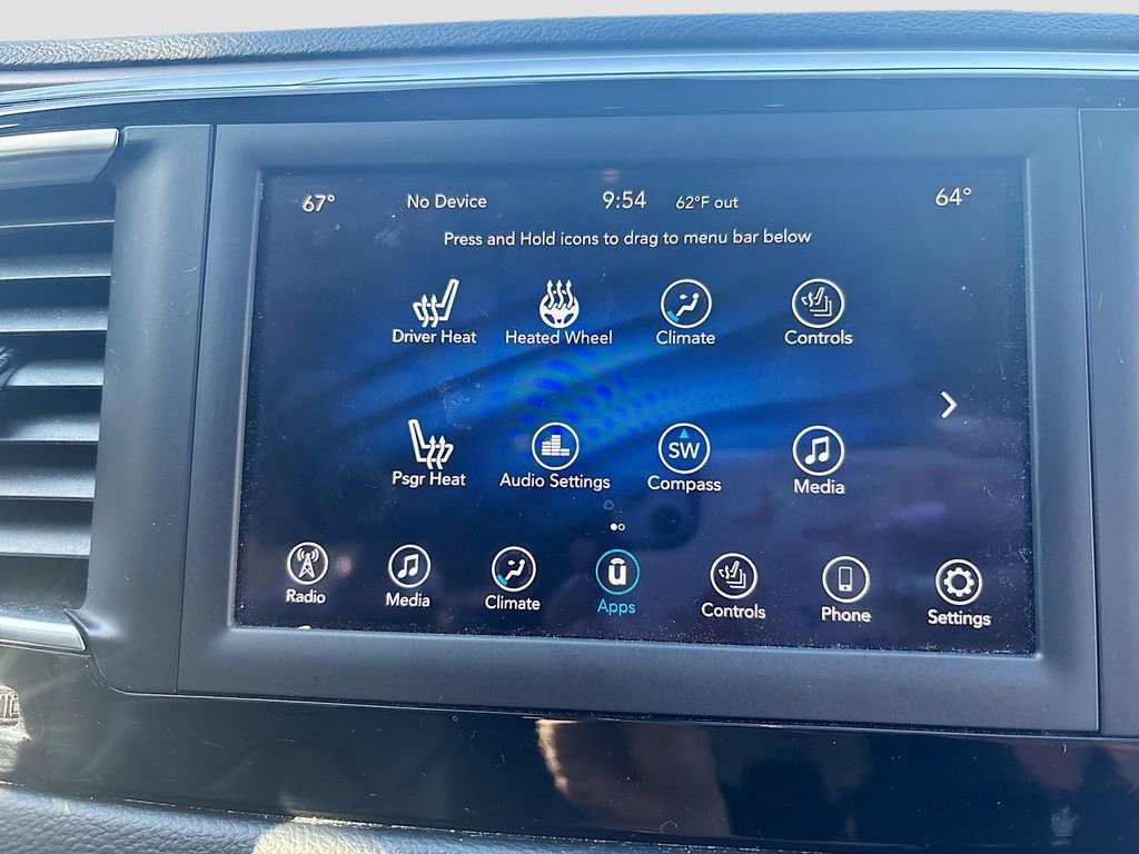 Used 2019 Chrysler Pacifica Touring-L image 36