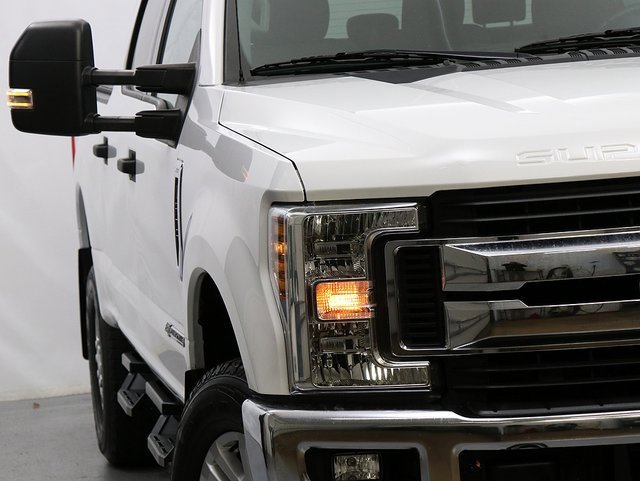Used 2019 Ford F250 XLT w/ XLT Value Package image 4