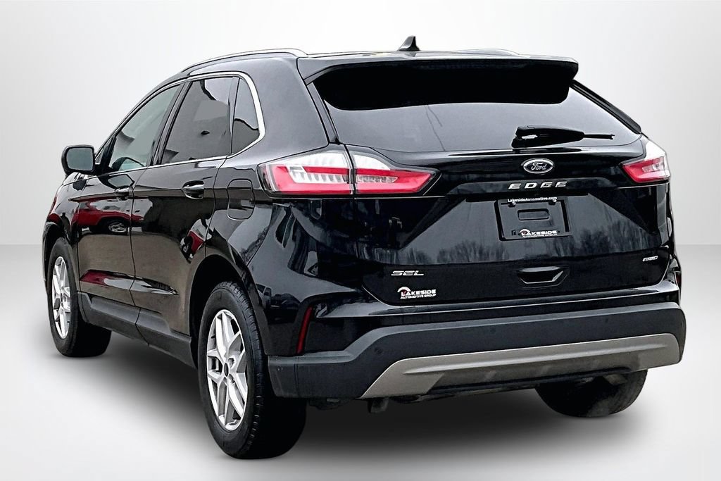 Used 2022 Ford Edge SEL w/ Convenience Package AWD/4WD image 4
