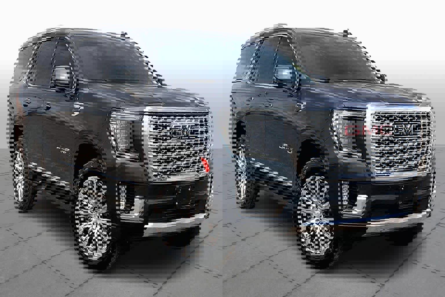 Used 2022 GMC Yukon Denali w/ Max Trailering Package image 3