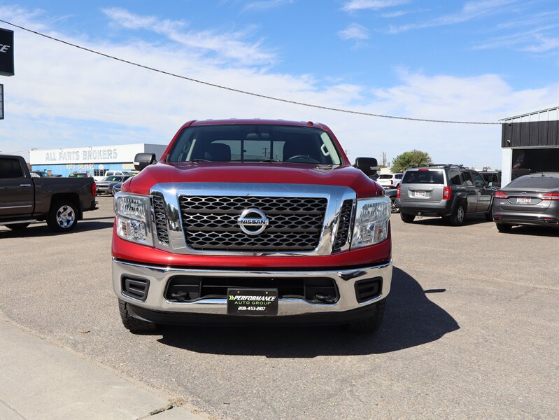 Used 2017 Nissan Titan SV AWD/4WD image 23