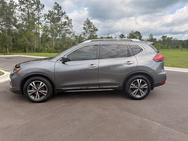 Used 2017 Nissan Rogue SL w/ SL Premium Package FWD image 8