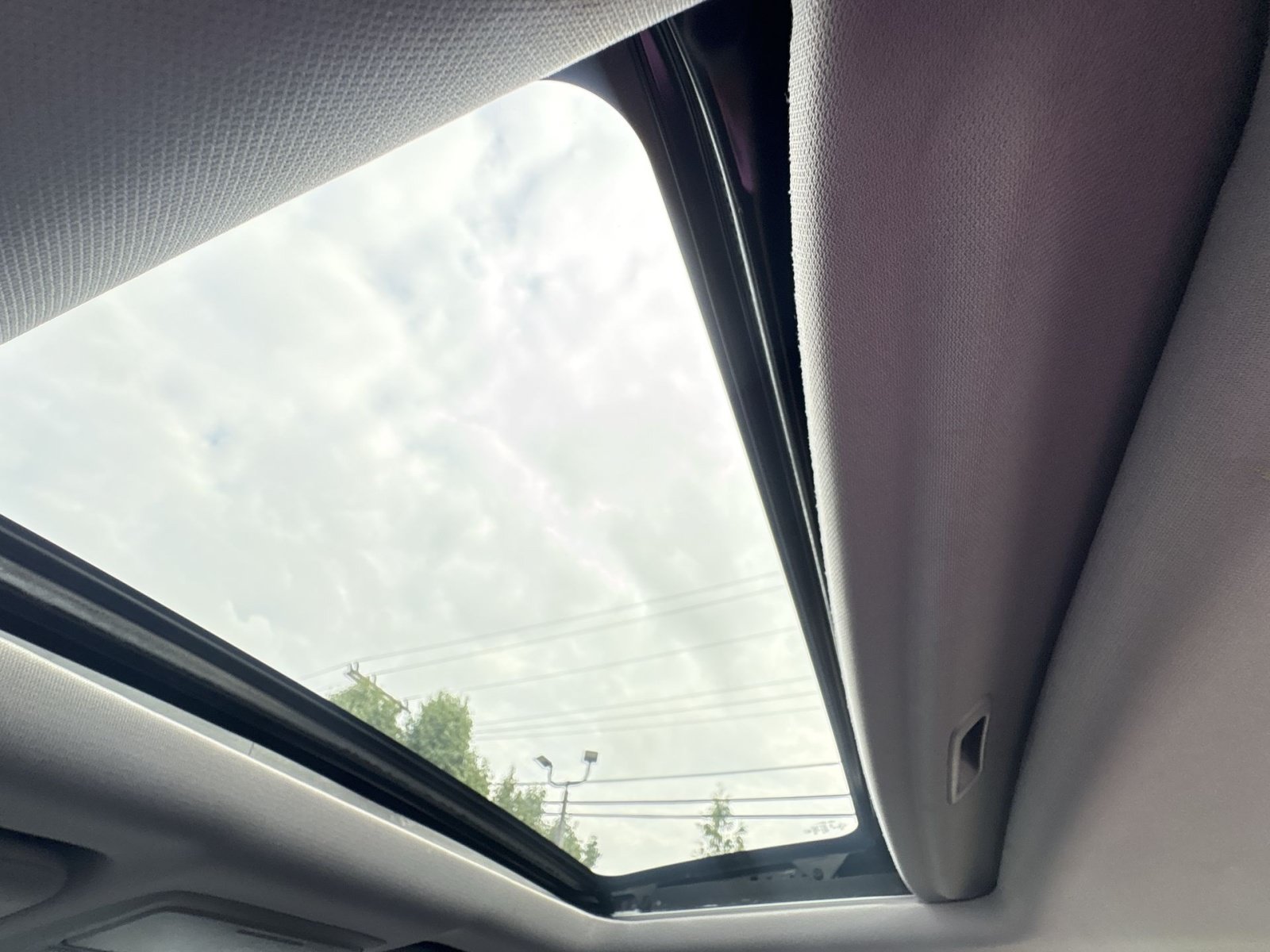 Used 2018 Honda CR-V EX image 22