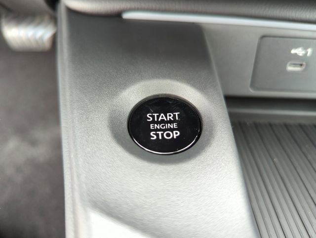 New 2026 Nissan Sentra SR w/ Floor Mat Package image 44