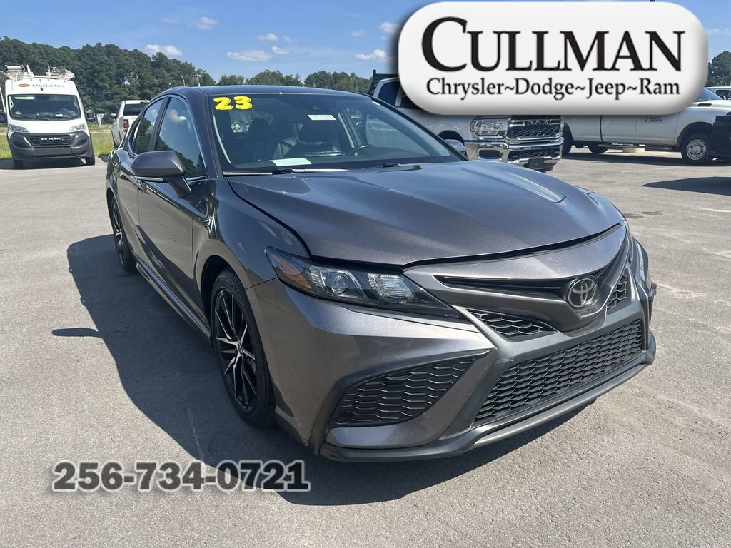 Used 2023 Toyota Camry SE