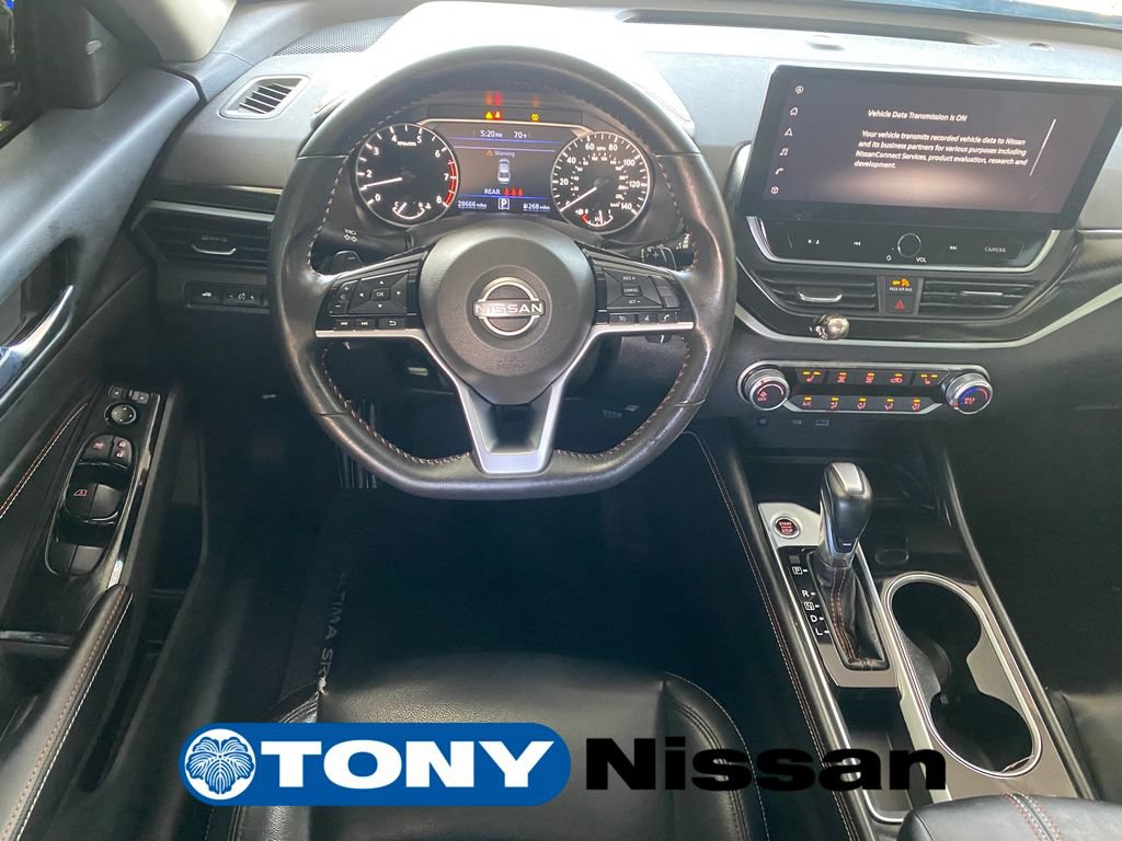 Used 2023 Nissan Altima 2.5 SR w/ SR Premium Package FWD image 12