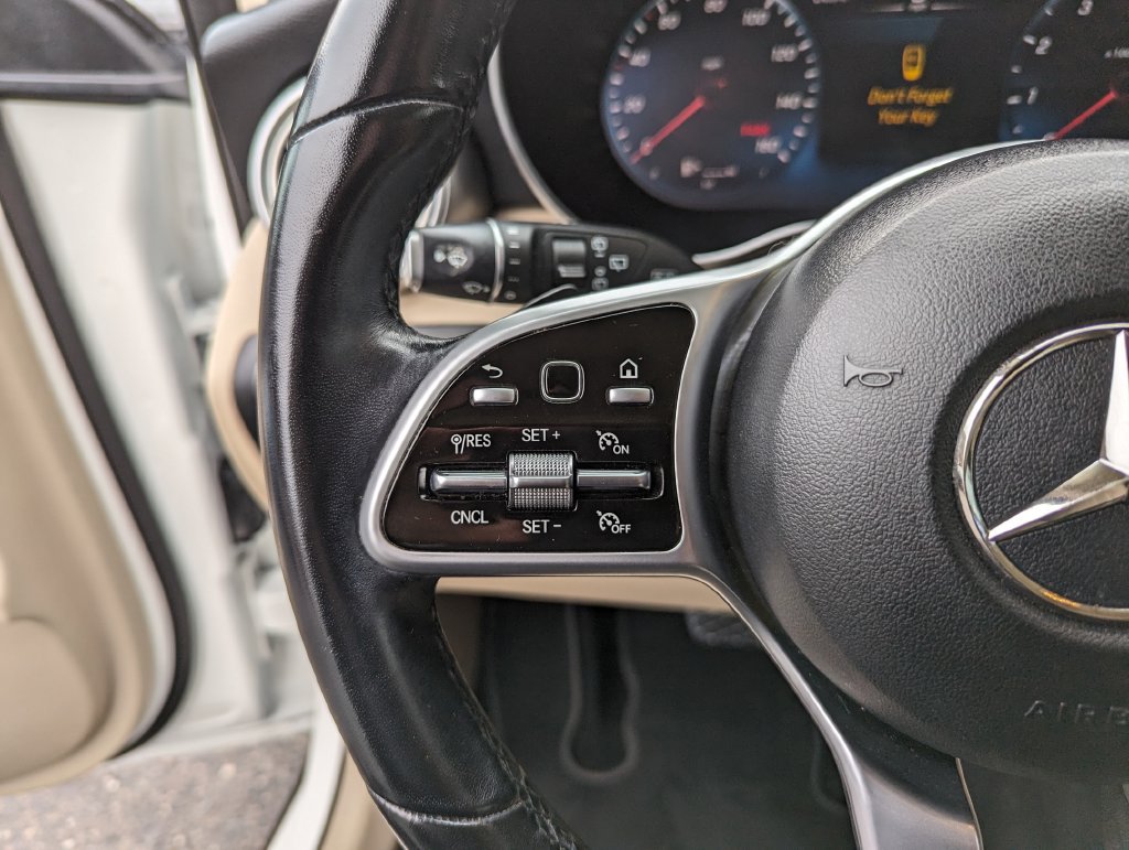 Used 2022 Mercedes-Benz GLC 300 4MATIC image 18