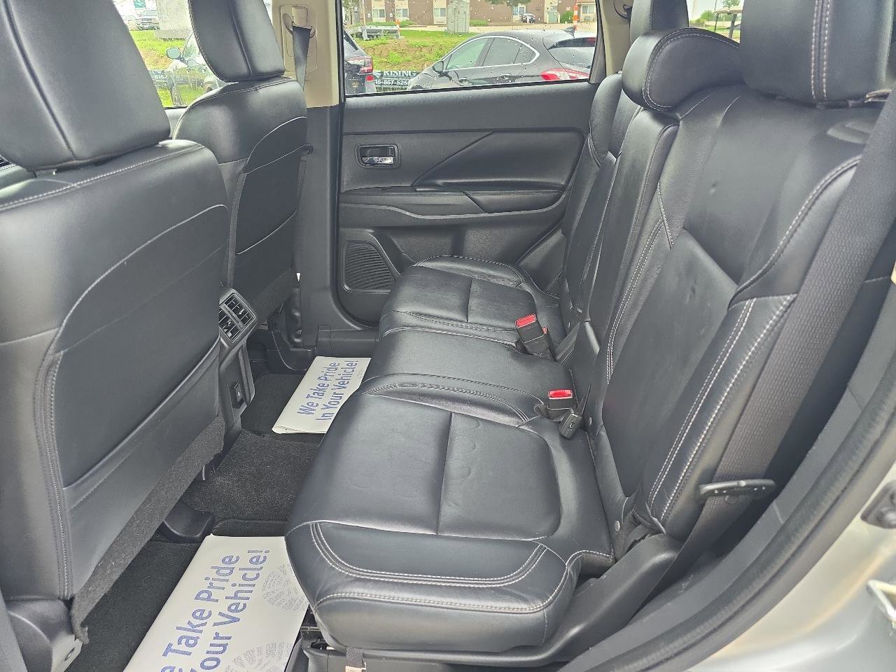 Used 2020 Mitsubishi Outlander SEL FWD image 10